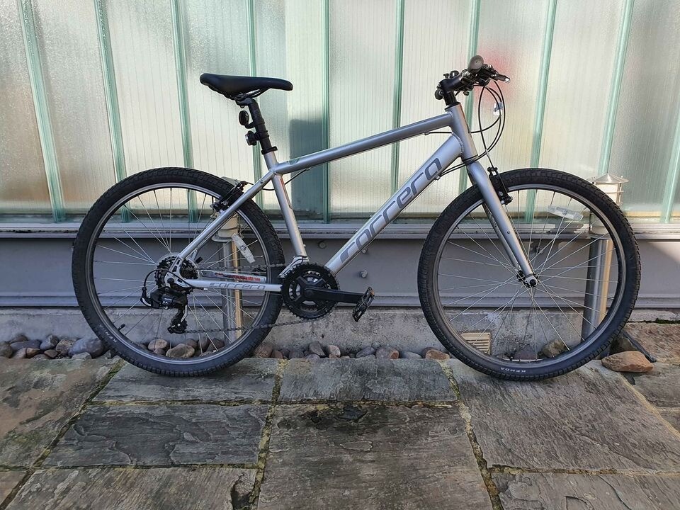 carrera parva mens hybrid bike